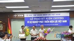 EVN trao kỷ niệm chương vì sự nghiệp phát triển điện lực Việt Nam